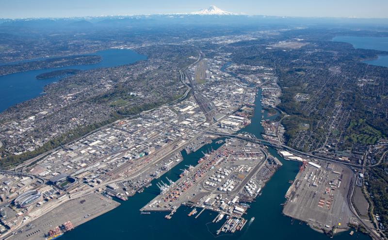 Aerial view south of downtown Seattle, including Harbor Island